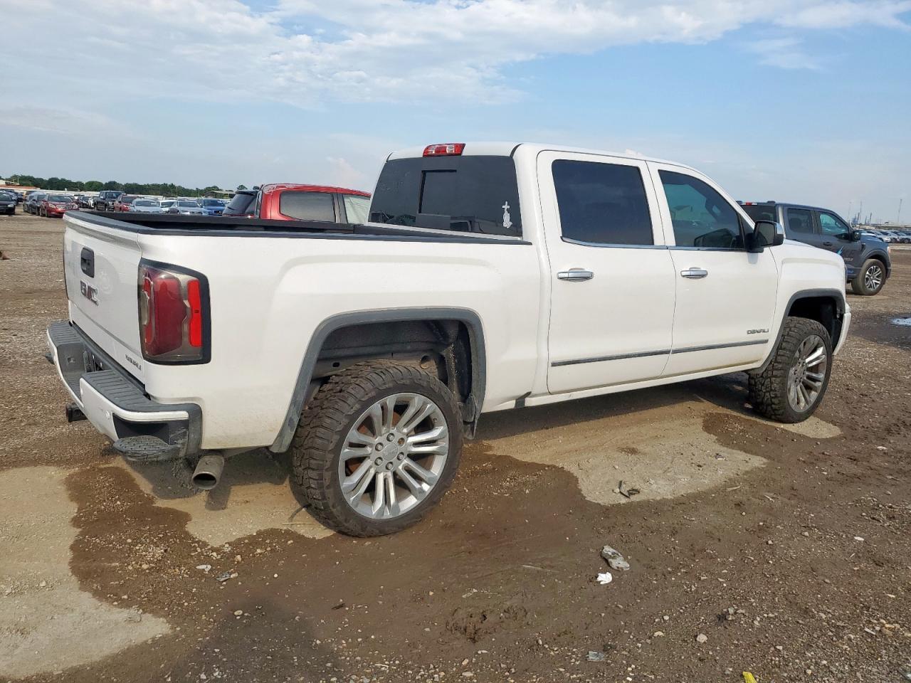 2018 GMC Sierra K1500 Denali - Фото 3