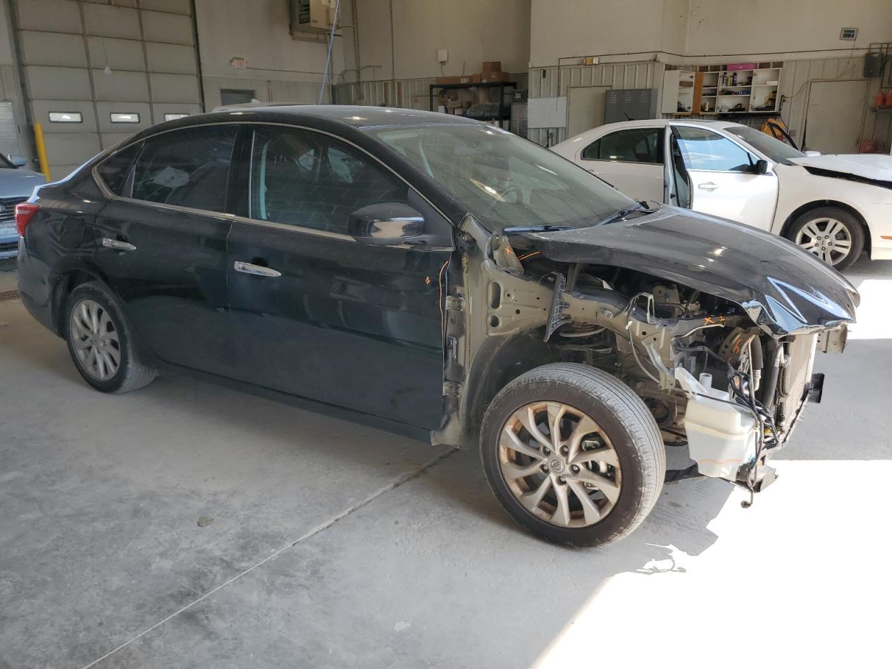 2019 Nissan Sentra S - Фото 4