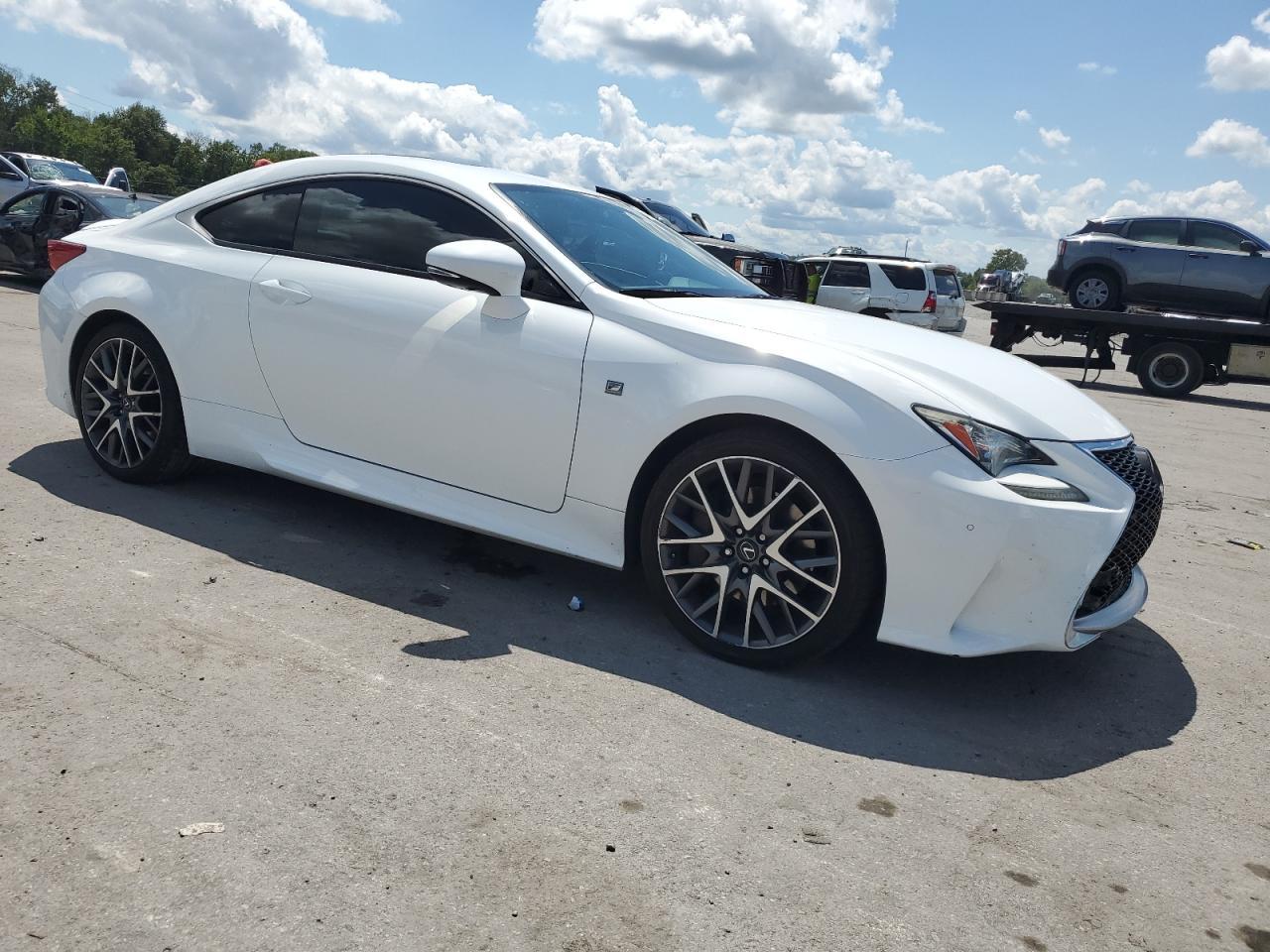 2016 Lexus Rc 200T - Image 4