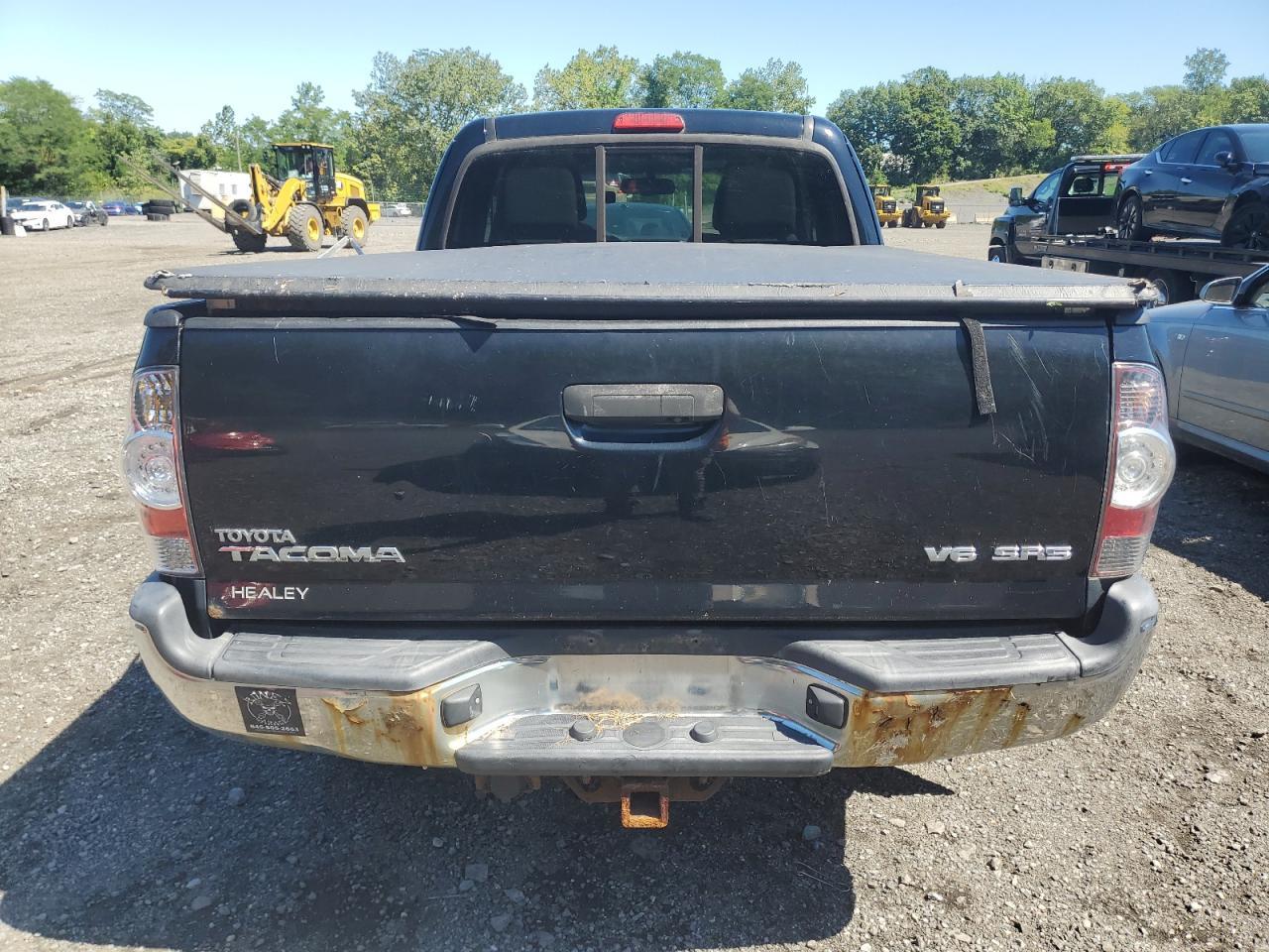 2013 Toyota Tacoma - Image 6