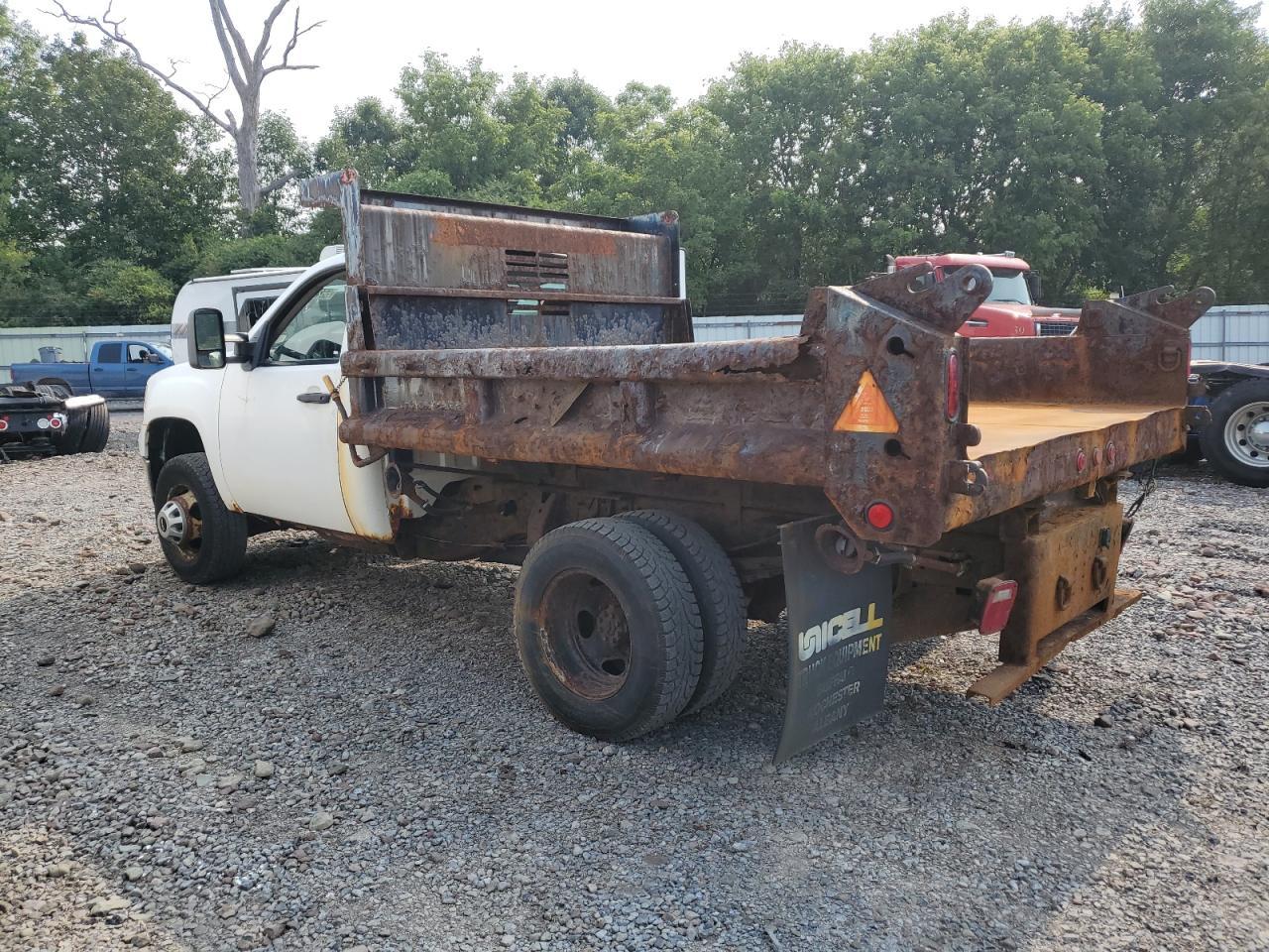 2013 GMC Sierra K35 - Trucks - Image 2