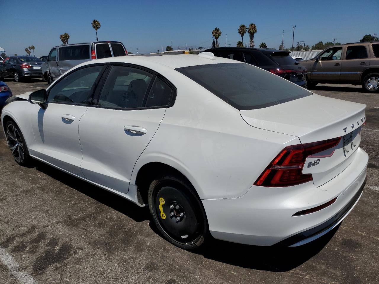 2024 Volvo S60 Core - Фото 2