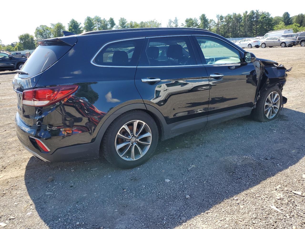 2017 Hyundai Santa Fe Se - Фото 3