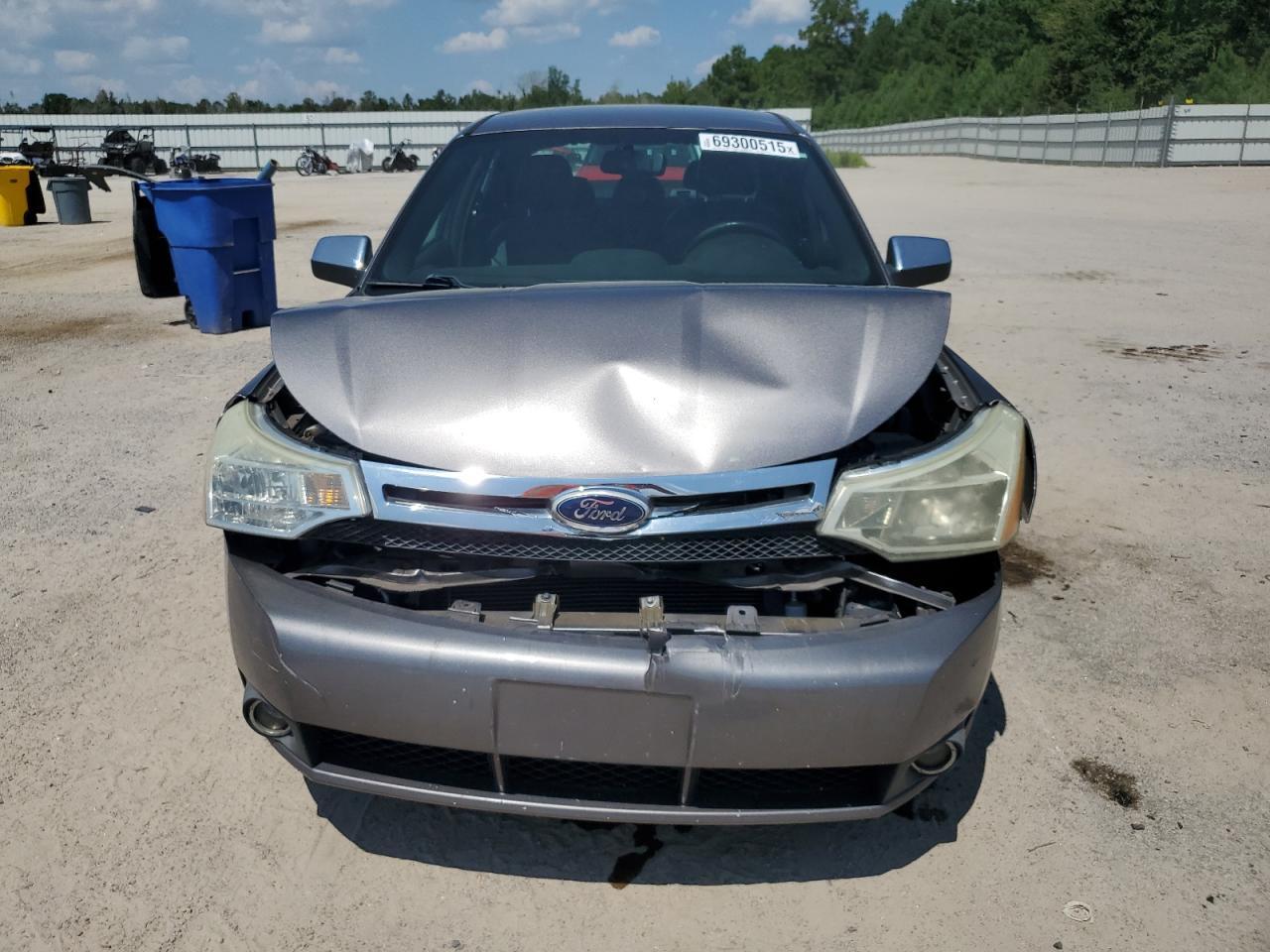 2010 Ford Focus Sel - Фото 5