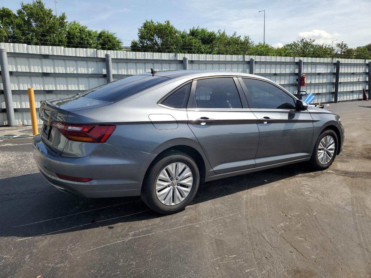 2019 Volkswagen Jetta S - Фото 3