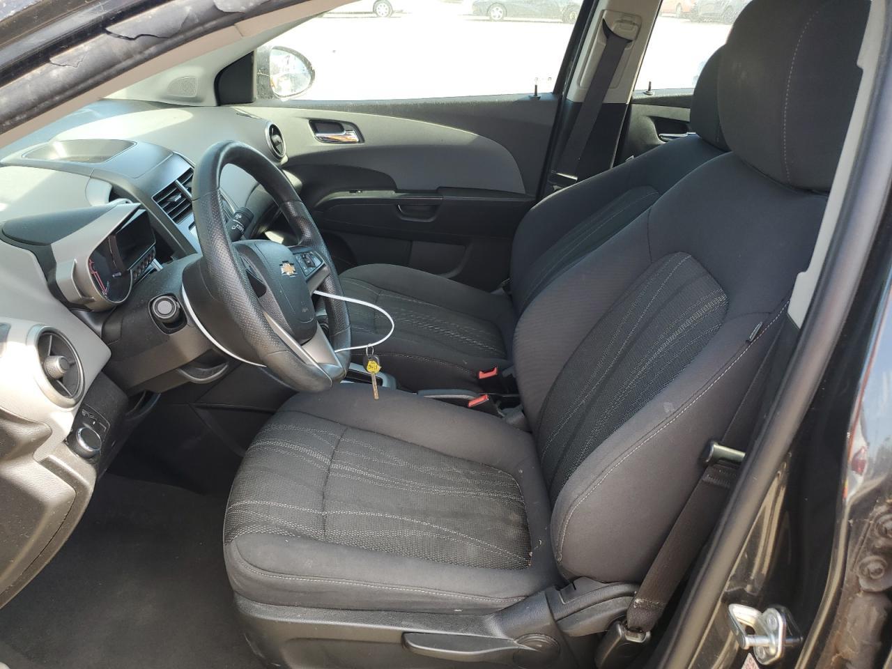 2016 Chevrolet Sonic Lt - Фото 7