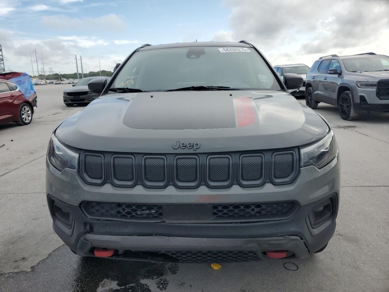 2022 Jeep Compass Trailhawk - Image 5