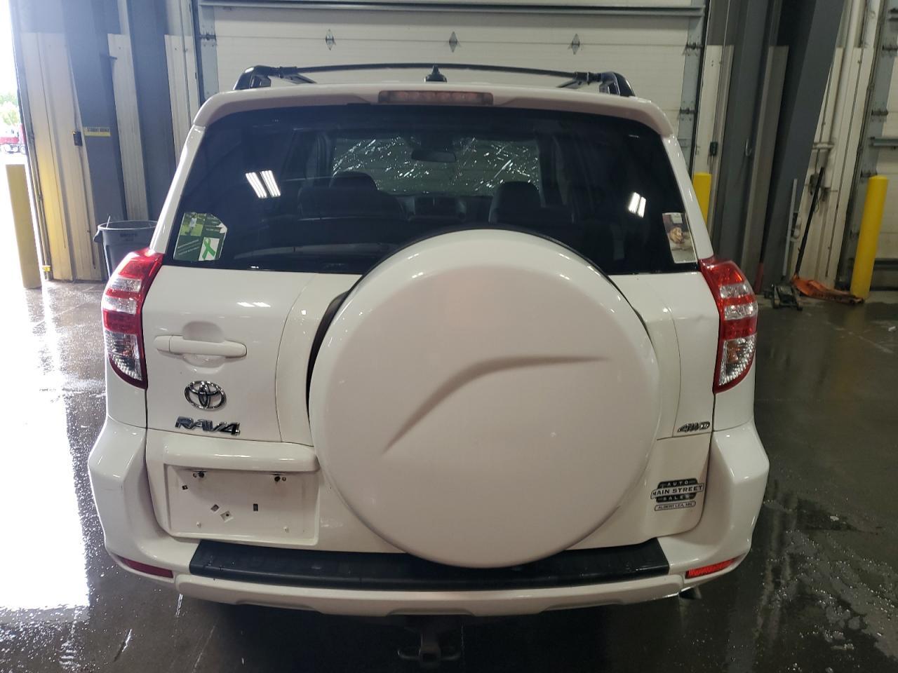 2011 Toyota Rav4 - Image 6