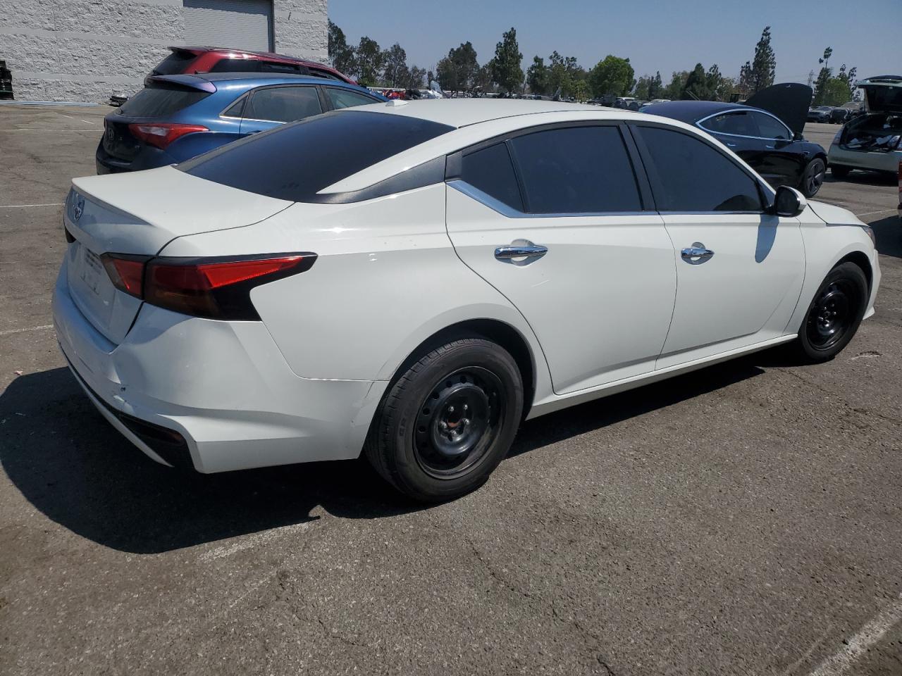 2020 Nissan Altima 2.5 S - Image 3