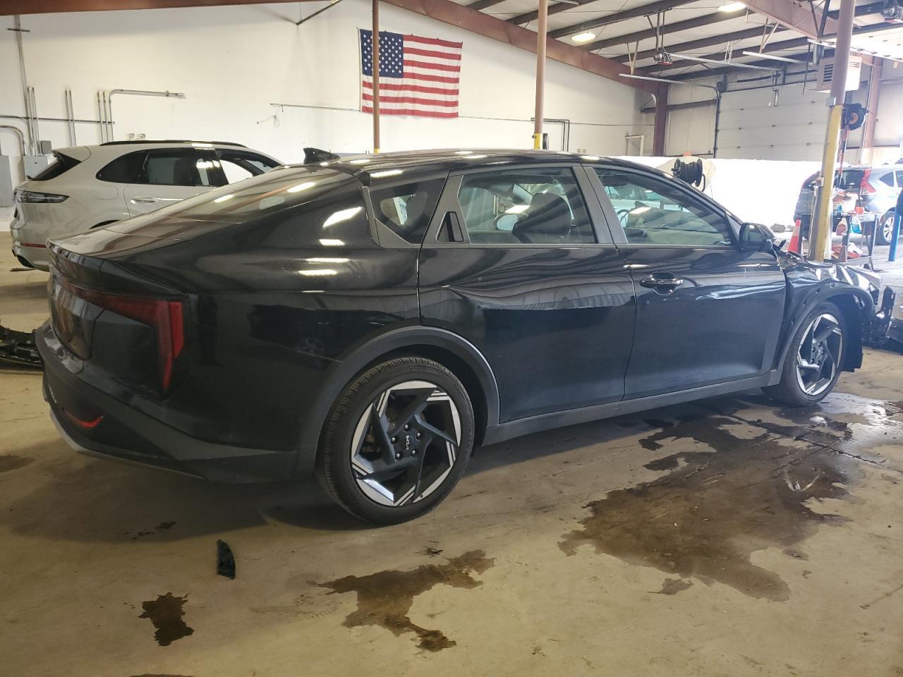 2025 Kia K4 Ex - Image 3