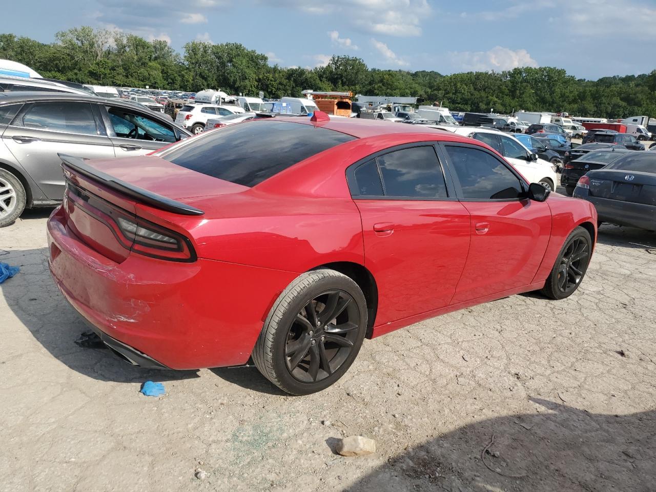 2016 Dodge Charger R/T - Image 3