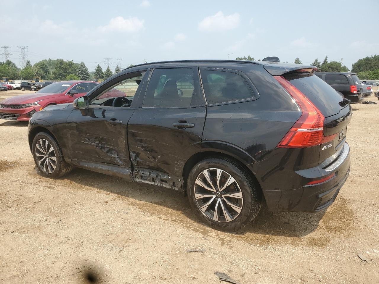 2023 Volvo Xc60 Plus - Фото 2