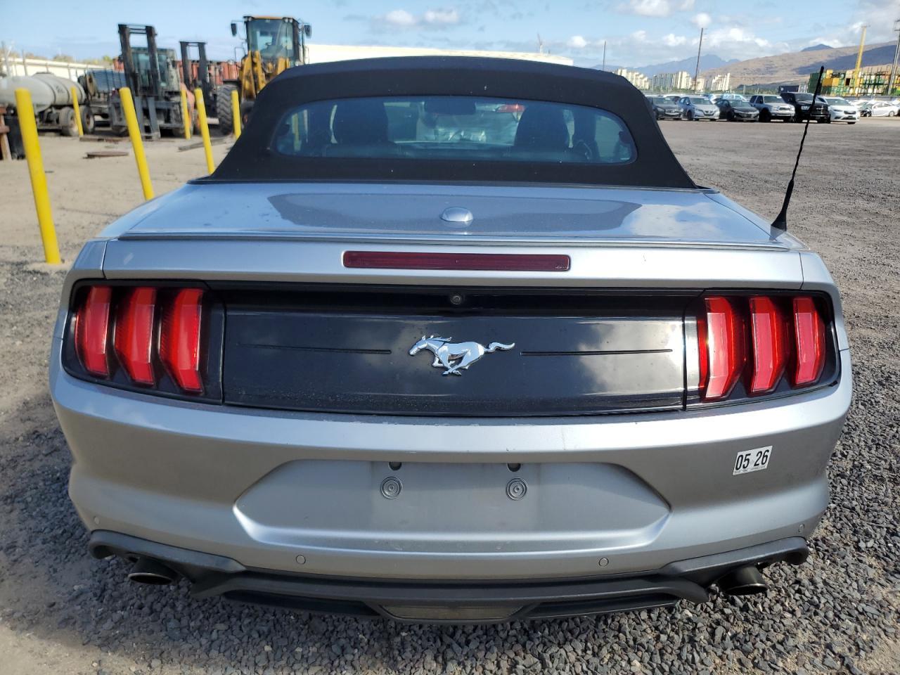 2020 Ford Mustang - Image 6
