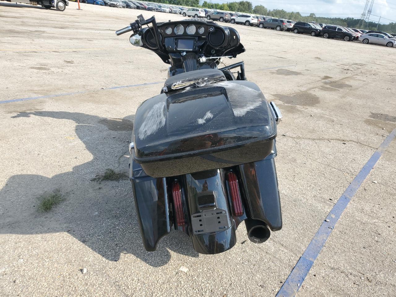 2017 Harley-Davidson Flhxse Cvo Street Glide - Фото 4