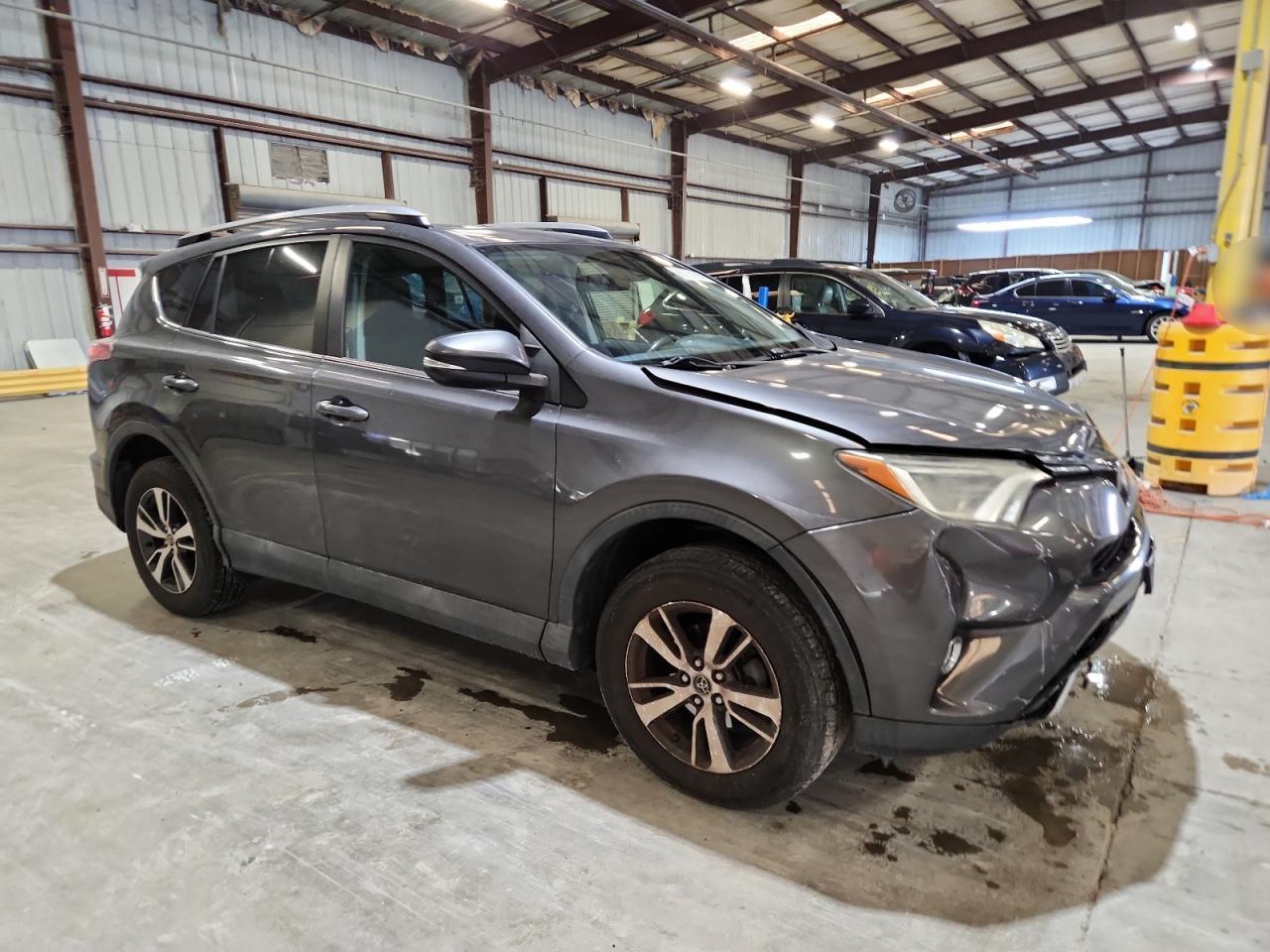 2018 Toyota Rav4 Adventure - Фото 4