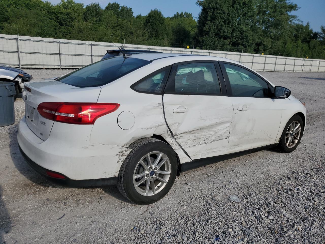 2015 Ford Focus Se - Фото 3