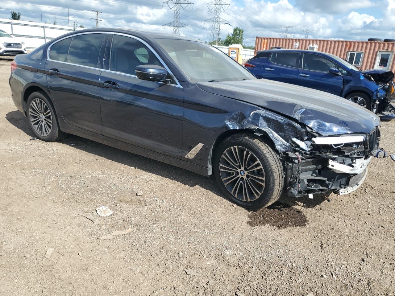 2020 BMW 530Xe - Фото 4