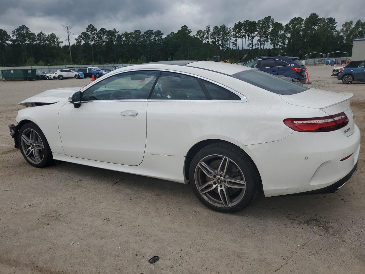 2018 Mercedes-Benz E 400 4Matic - Фото 2