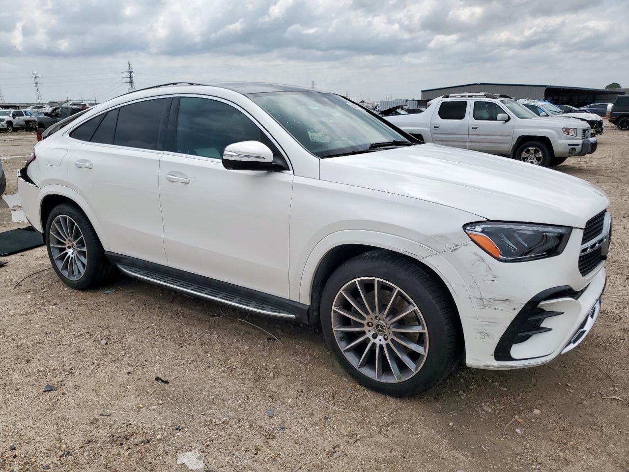 2025 Mercedes-Benz Gle Coupe 450 4Matic - Image 4