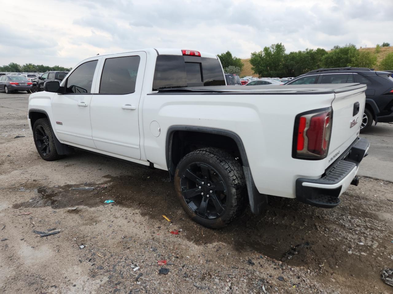 2017 GMC Sierra K1500 Slt - Фото 2