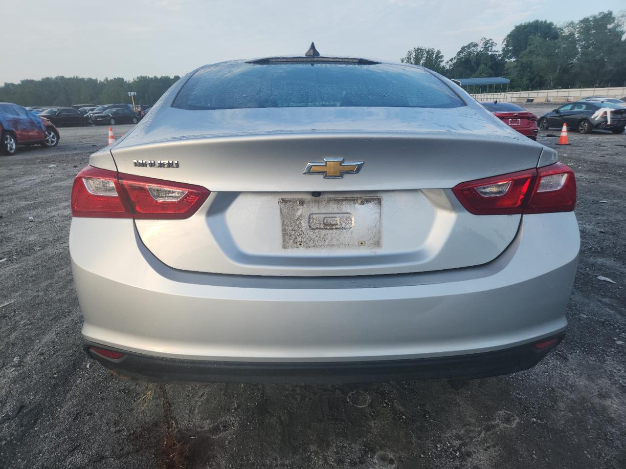 2021 Chevrolet Malibu Ls - Фото 6