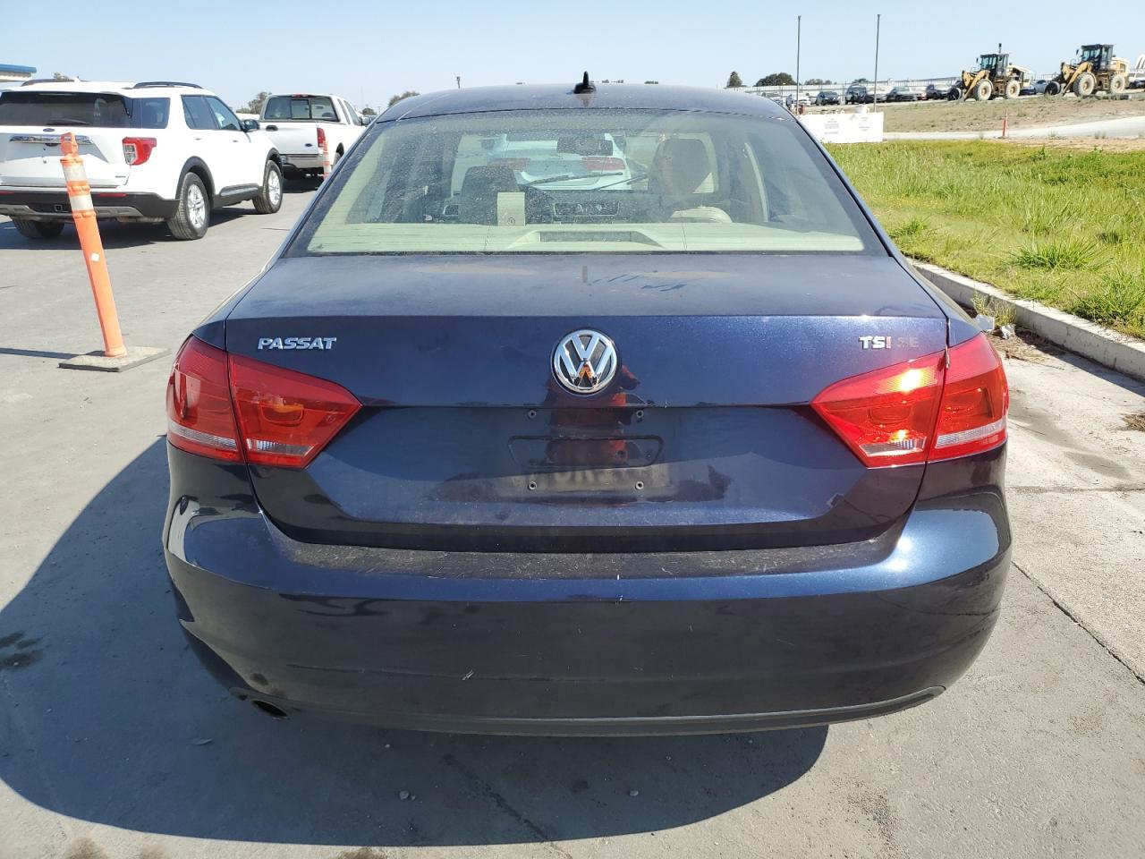 2014 Volkswagen Passat Se - Фото 6