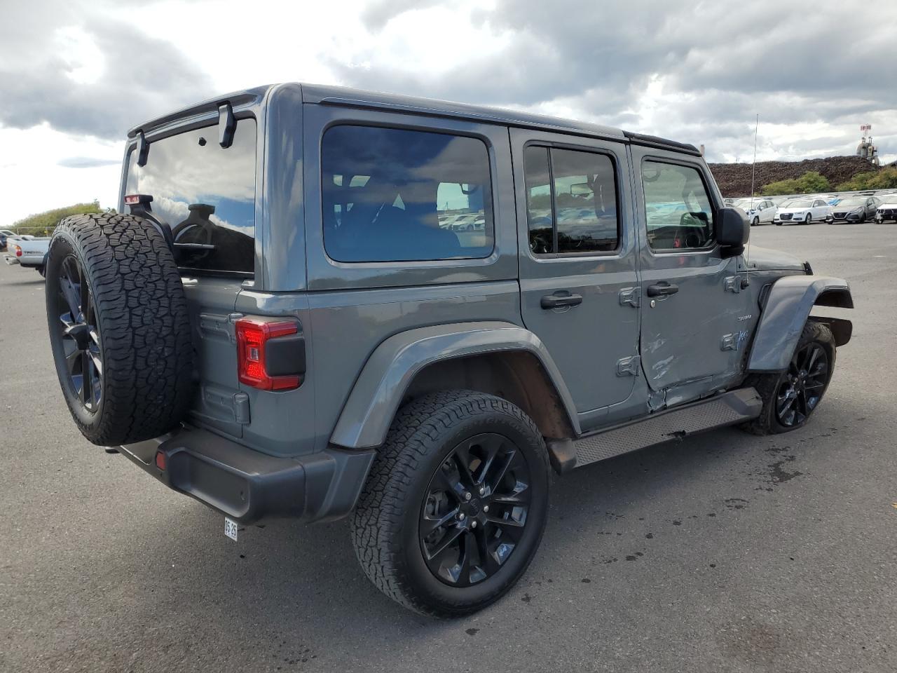 2021 Jeep Wrangler Unlimited Sahara 4Xe - Фото 3