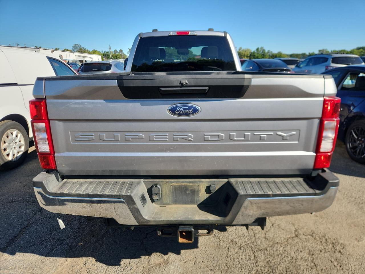 2022 Ford F350 Super Duty - Фото 6