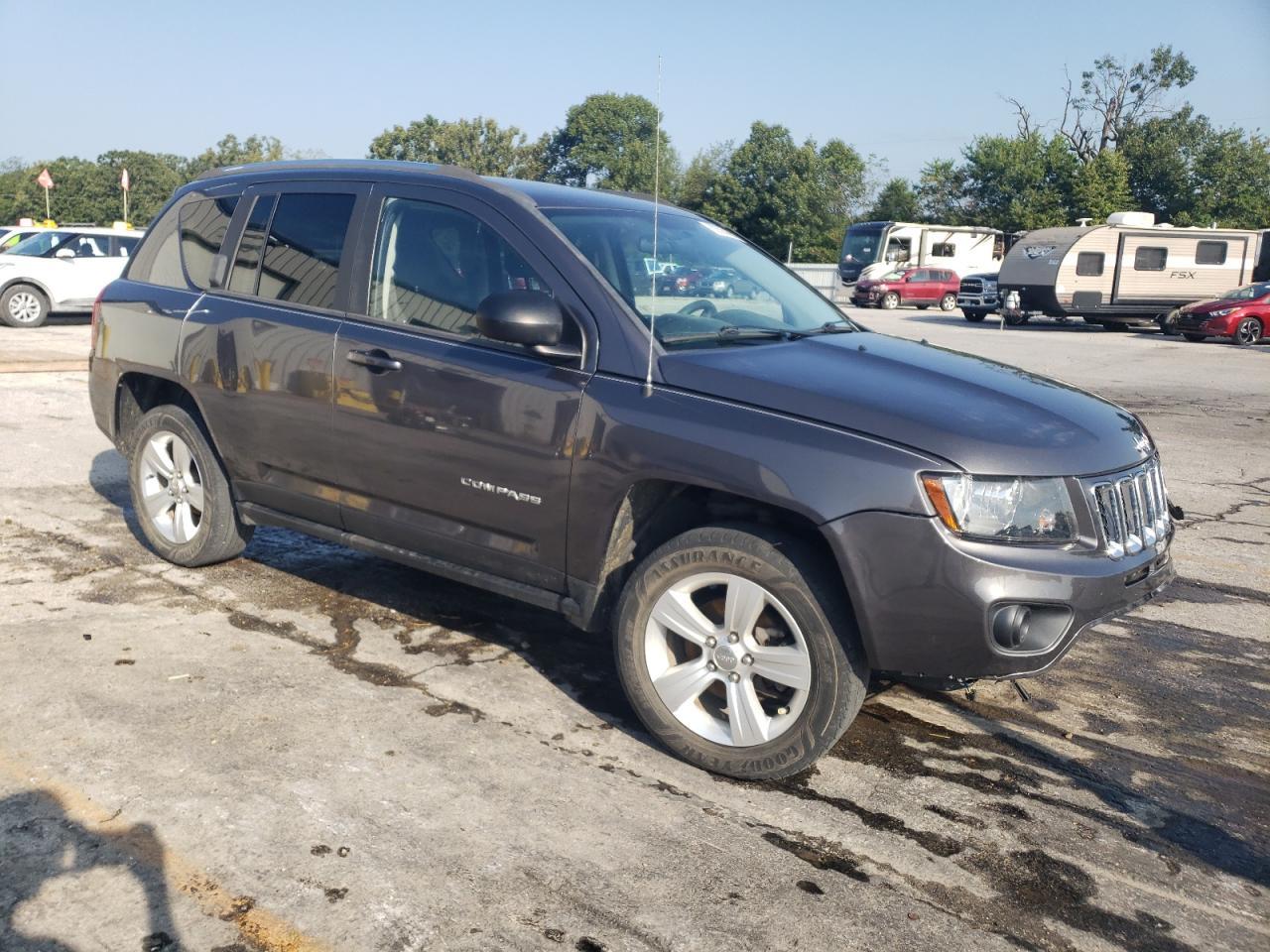 2014 Jeep Compass Sport - Image 4