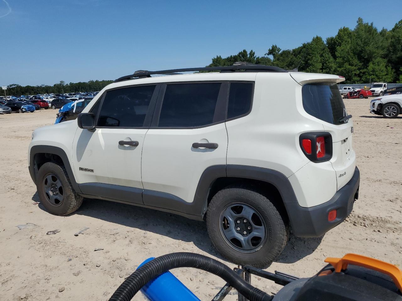 2017 Jeep Renegade Sport - Фото 2