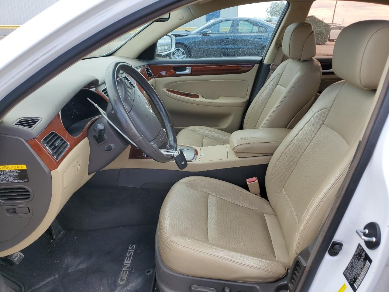 2013 Hyundai Genesis 3.8L - Image 7