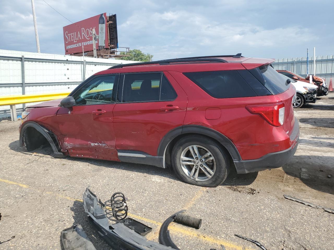 2023 Ford Explorer Xlt - Фото 2