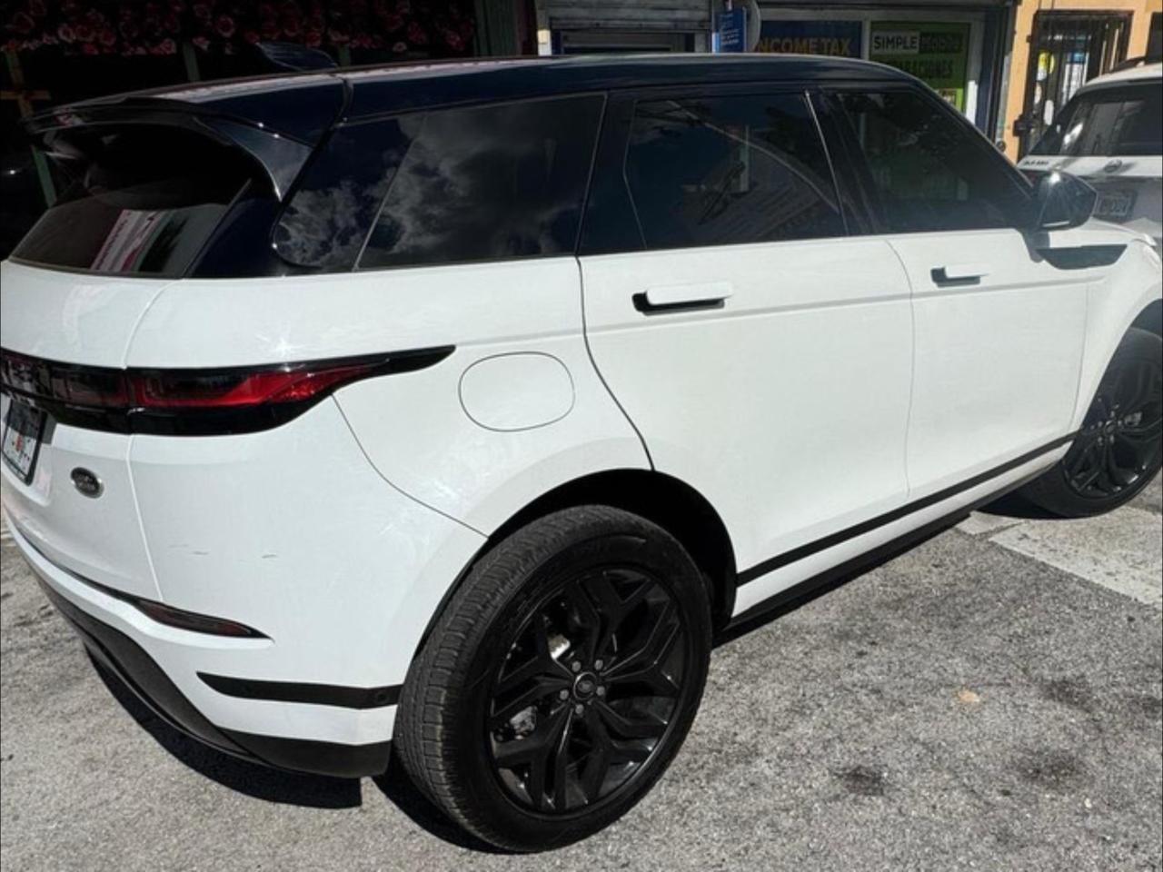 2020 Land Rover Range Rover Evoque Se - Фото 6