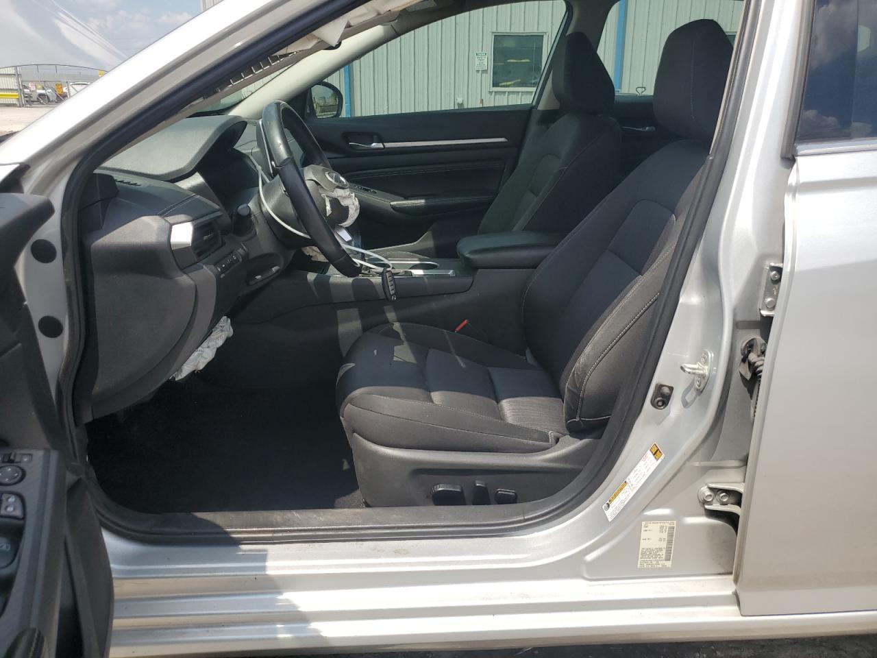 2019 Nissan Altima Sv - Image 7