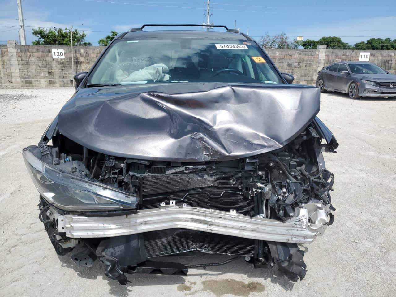 2017 Chrysler Pacifica Touring L Plus - Image 5