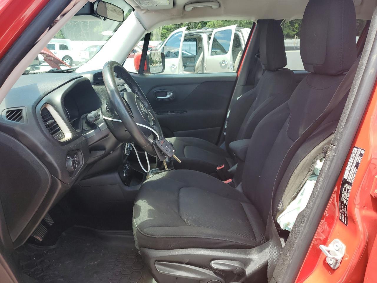 2015 Jeep Renegade Latitude - Image 7