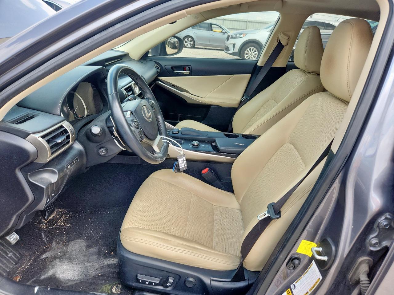 2016 Lexus Is 200T - Image 7