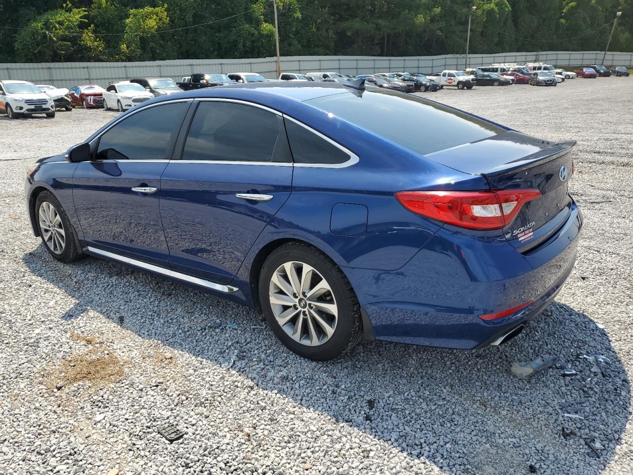 2016 Hyundai Sonata Sport - Image 2