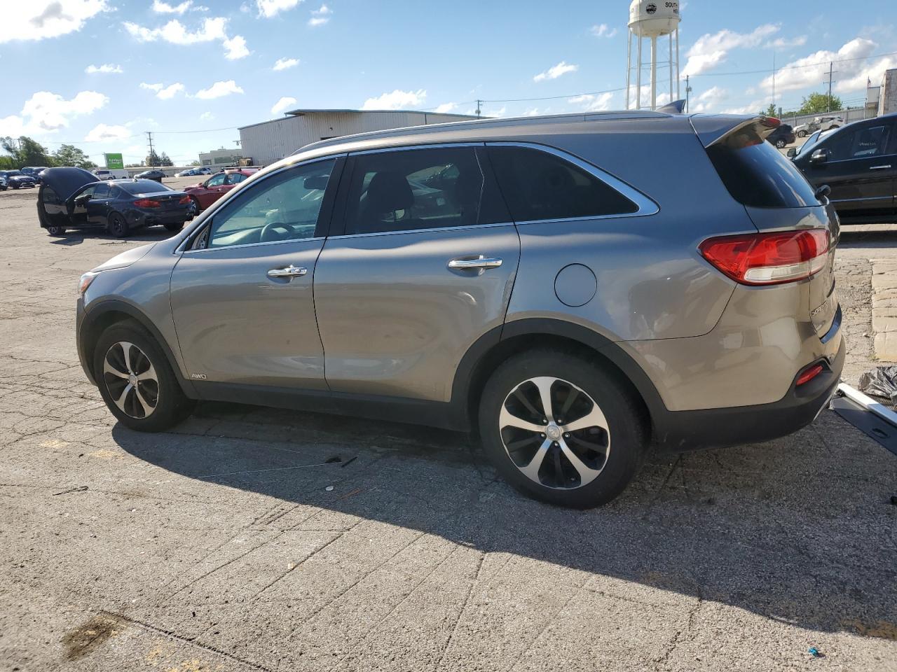 2016 Kia Sorento Ex - Image 2