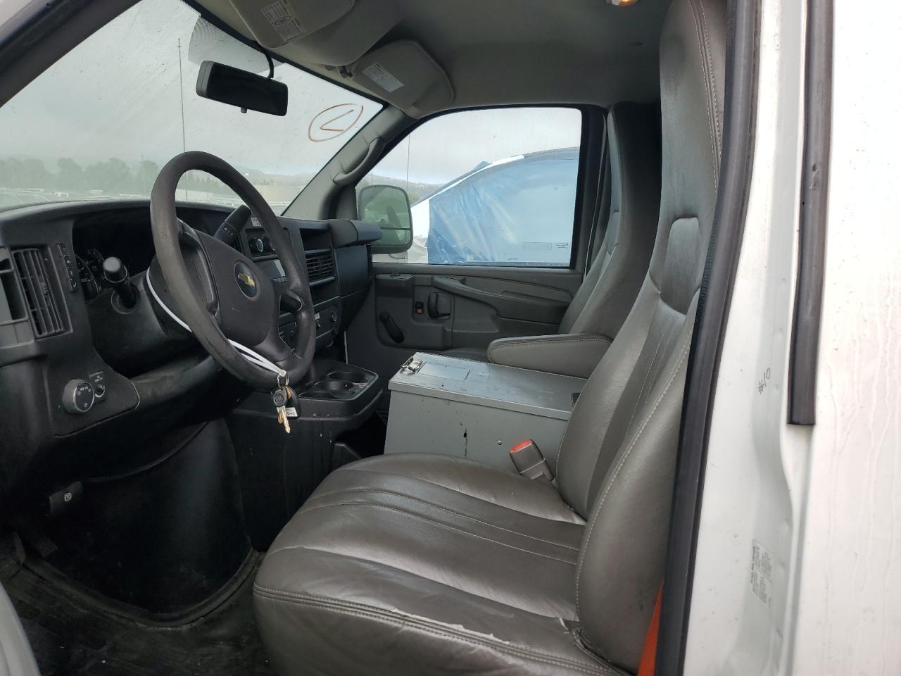 2013 Chevrolet Express G2500 - Фото 7