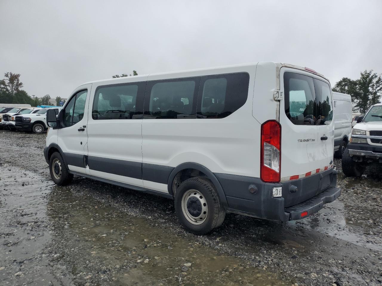 2017 Ford Transit T-350 - Фото 2