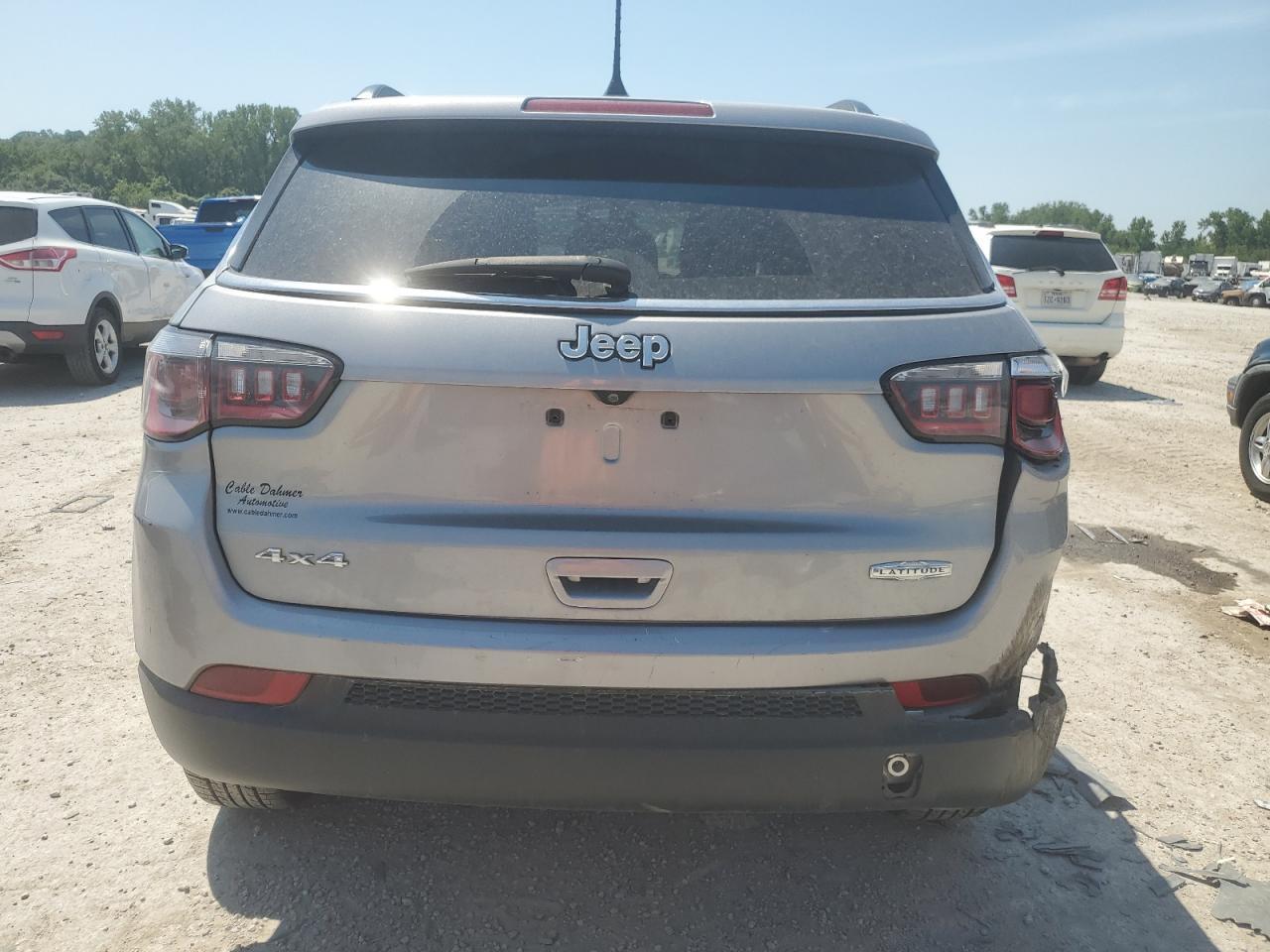2020 Jeep Compass Latitude - Image 6