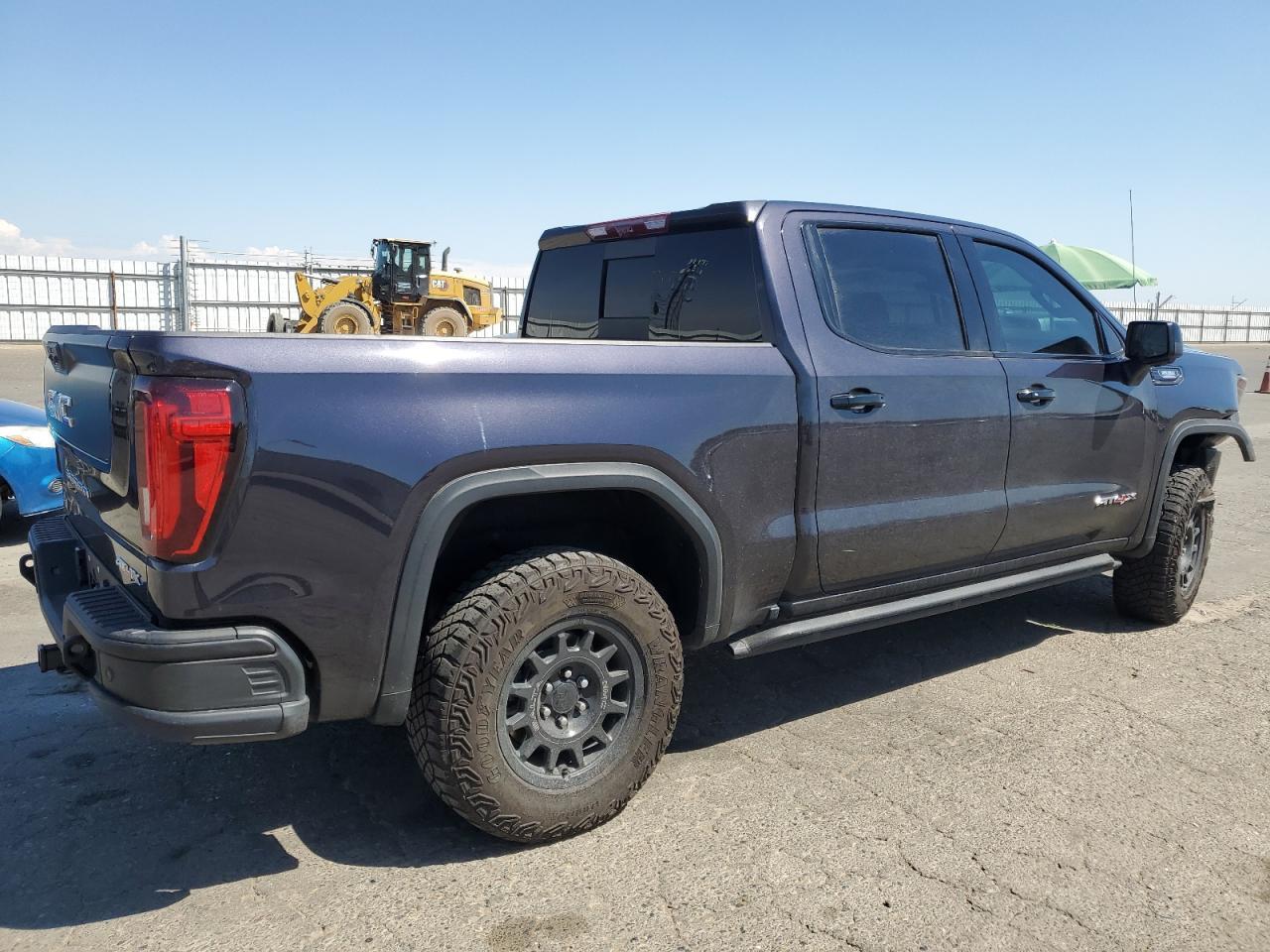 2024 GMC Sierra K1500 At4X - Фото 3
