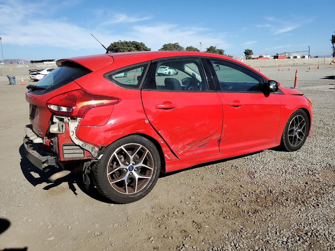 2016 Ford Focus Se - Image 3