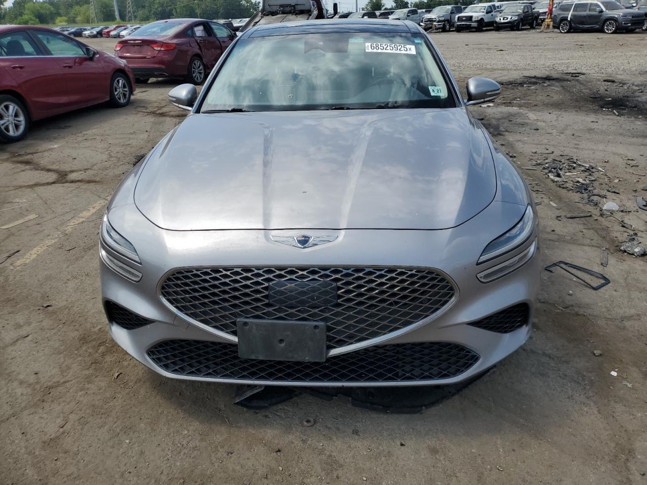 2022 Genesis G70 Base - Image 5
