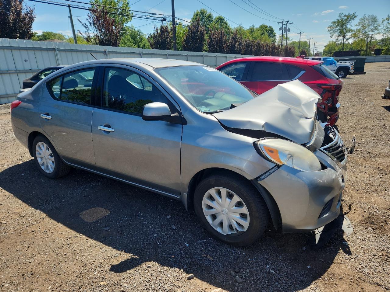 2014 Nissan Versa S - Image 4
