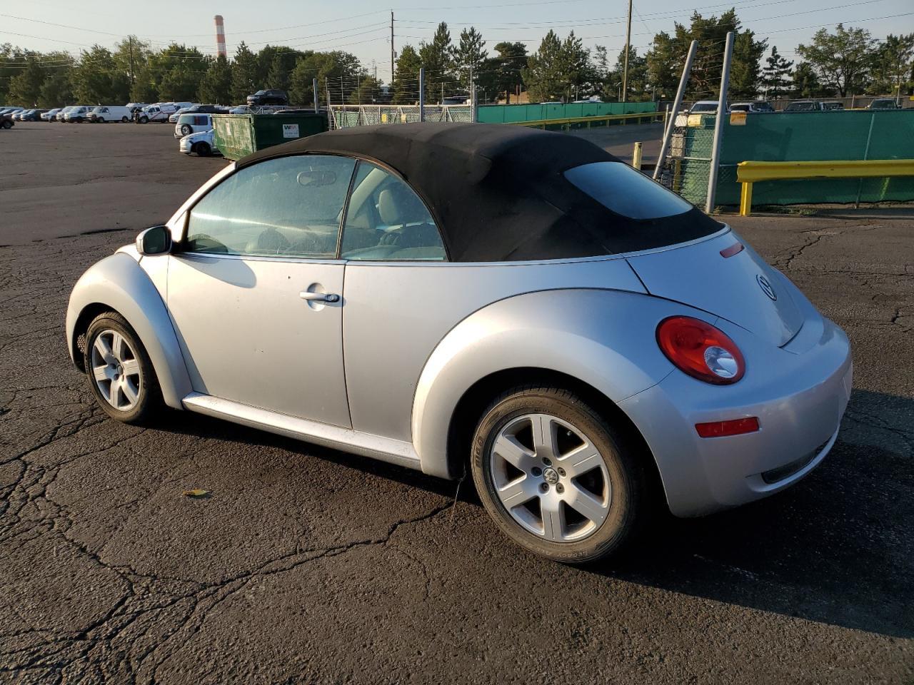 2007 Volkswagen New Beetle Convertible Option Package 1 - Фото 2