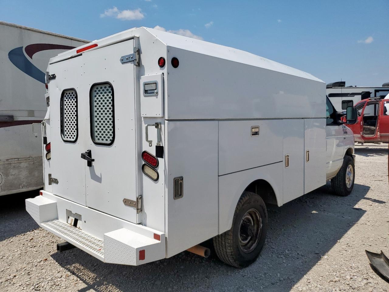 2015 Ford Econoline - Trucks - Image 3