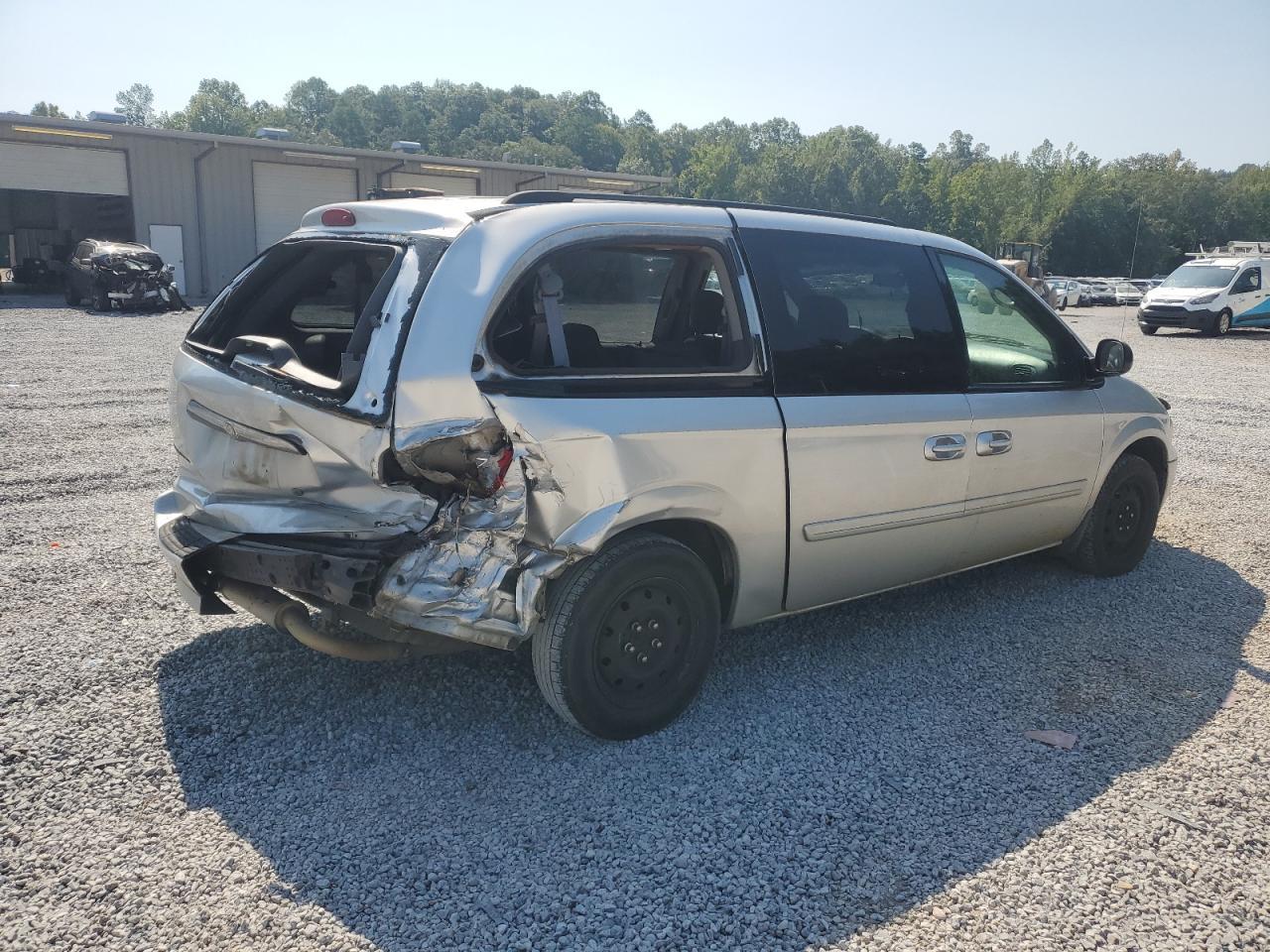 2007 Chrysler Town & Country Lx - Фото 3
