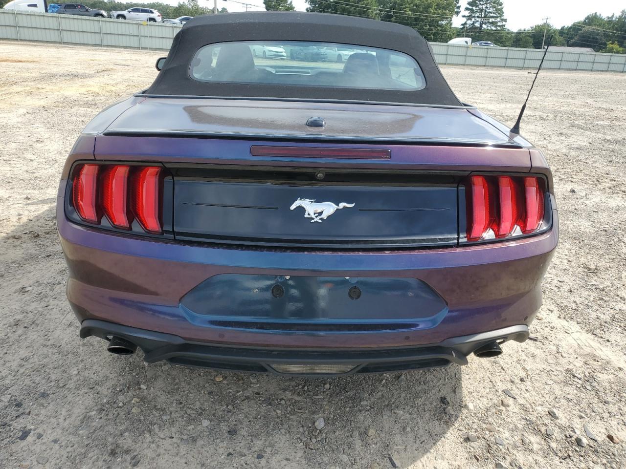 2022 Ford Mustang - Image 6